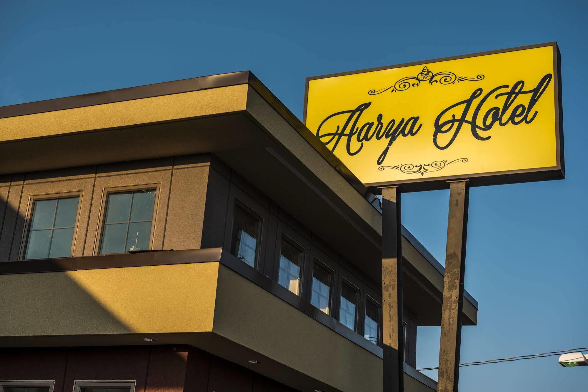 Aarya Hotel By Niagara Fashion Outlets Niagara Falls Exterior photo